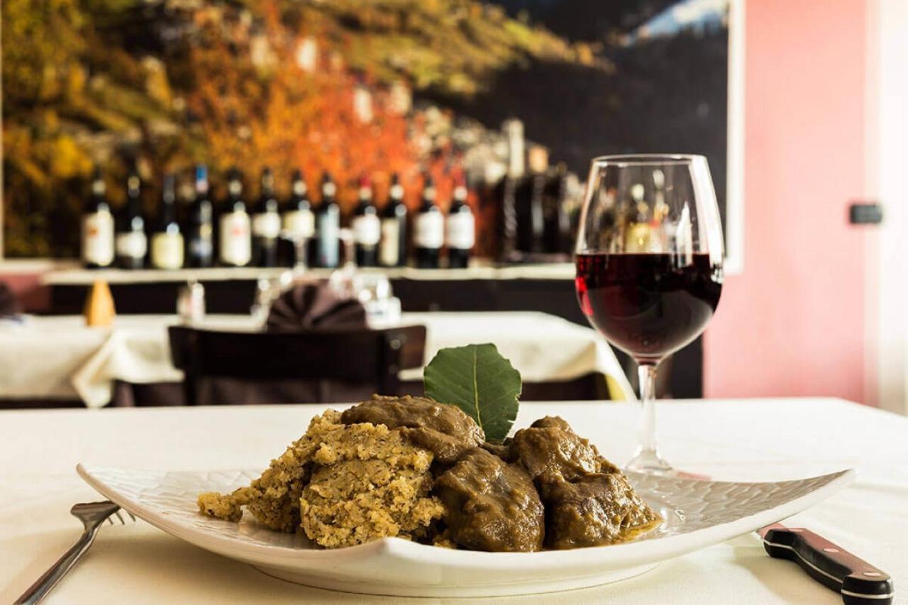 Locanda Ca Priula Hotel Albaredo Per San Marco ภายนอก รูปภาพ
